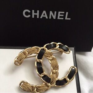 Chanel Authentic Brooch with box